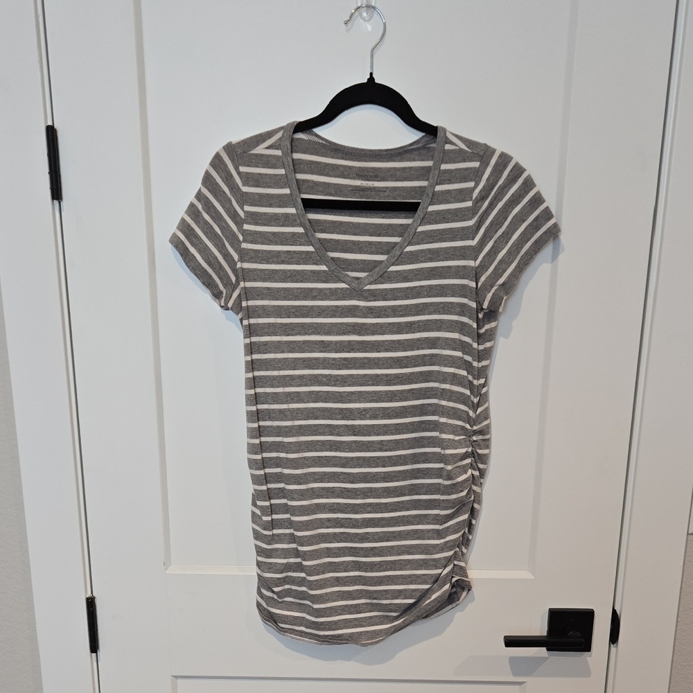 Maternity Gray Striped Rouched V-Neck Women's Top